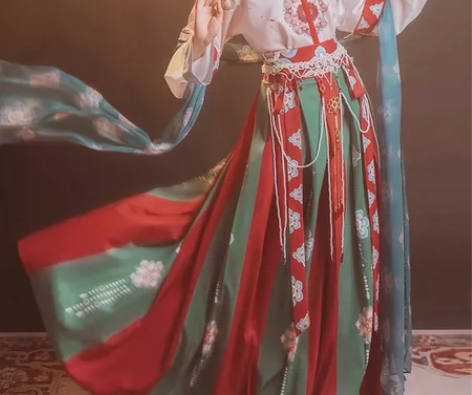 [出/租]山月记齐腰汉服女原创坦领三件套敦...