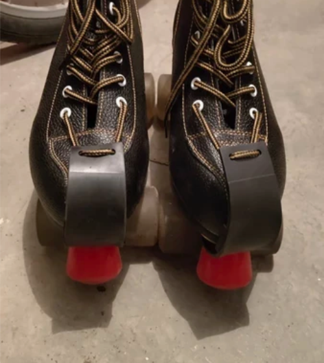 溜冰鞋双排轮 鞋子号码是45的，42脚-4...
