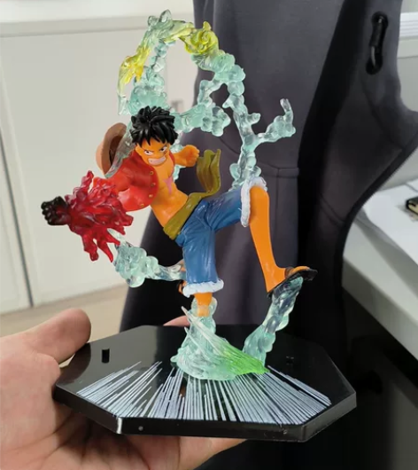 海贼王火拳路飞手办，20cm高，街边套圈所...