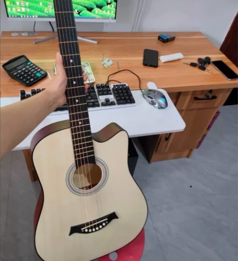 【琴行倒闭  给钱就卖】原价1299元吉他...