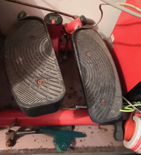 踏步机，家用静音减肥神器原地登山脚踏机运动...