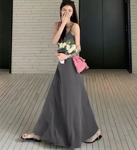 夏季纯欲风吊带连衣裙女2024新款a字大摆...