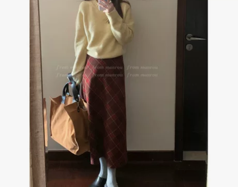 蔓柔校园复古红色格子毛呢半身裙女春秋季小个...