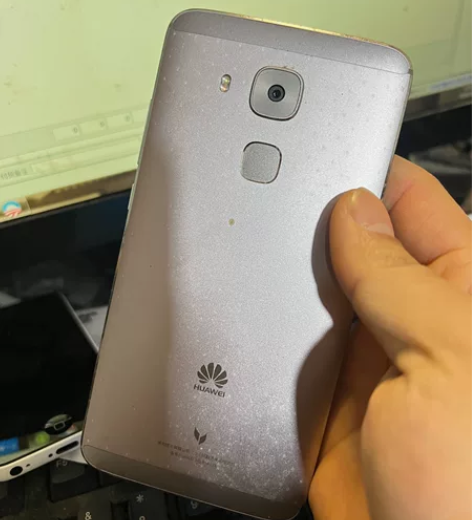 华为麦芒5   4+64G  指纹完好 所...