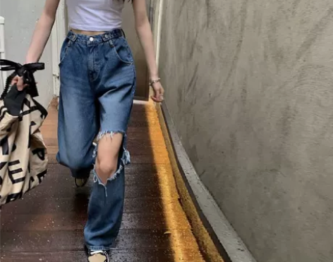 美式复古设计感辣妹破洞牛仔裤女夏季新款宽松...