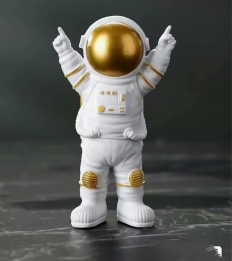 【店铺倒闭】宇航员模型太空人摆件创意生日礼...