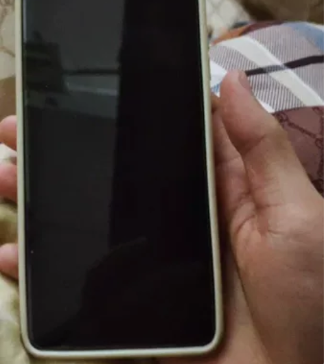 红米k40 12+256g，原装未拆修，平...