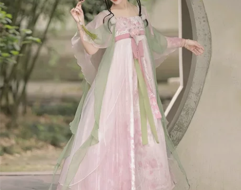 载春归原创汉服女改良日常汉元素超仙气古风春...