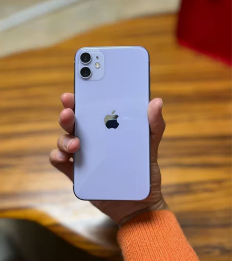 iPhone11 国行128G 全程戴壳贴...