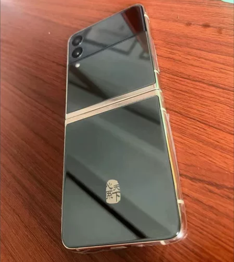 老板手机 三星折叠屏w23黑壳金边8256...