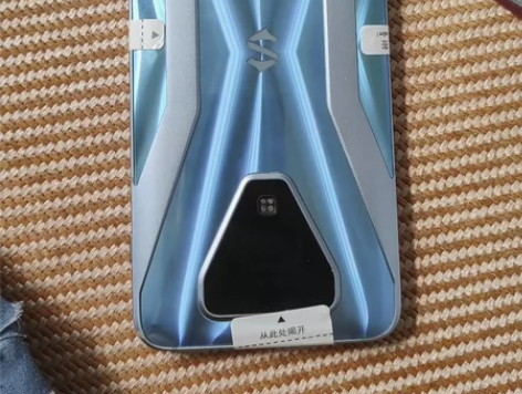 ?黑鲨手机 感兴趣的话点“我想要”和我私聊...