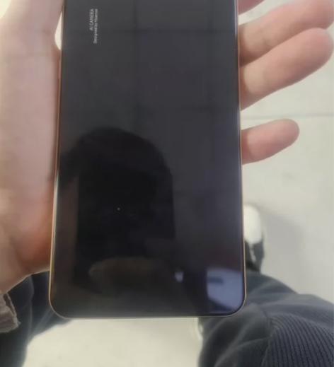 闲置手机便宜出售，手机品牌/型号:海信金刚...