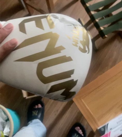 全新拳击手套179买的一次没戴过 出闲置 ...