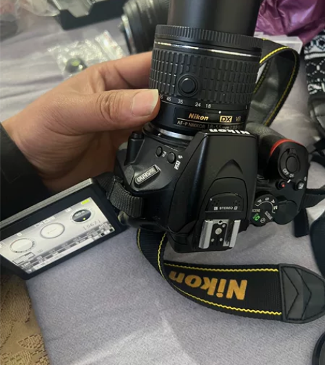 出自用尼康D5600套机18-55VR 带...