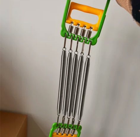 老牌拉力器腕力器、可运动或收藏，全新的未使...