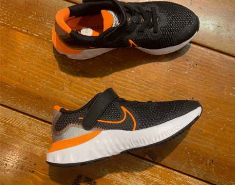 Nike耐克童鞋，26码 透气魔术贴儿童透...