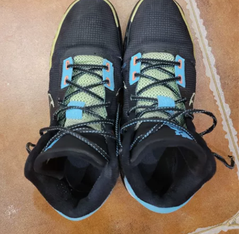 Nike耐克男子篮球鞋44码 8成新，但鞋...