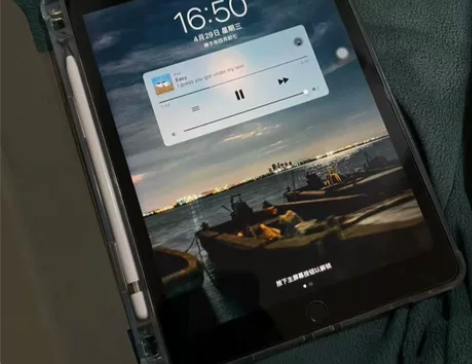 出家里闲置iPad2019第七代128G内...