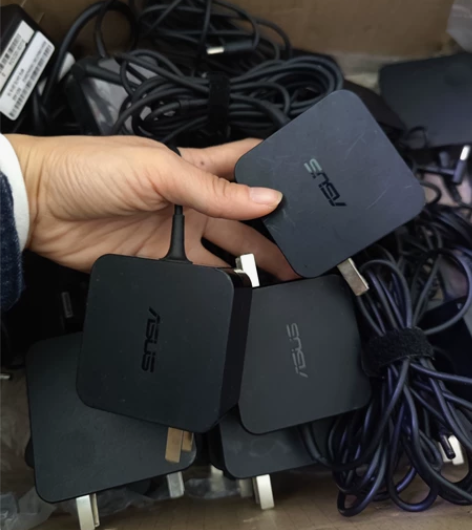 原装华硕65W小细口笔记本电源A407U ...