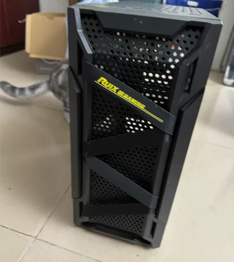 电脑机箱东莞虎门北栅自提，有需要的联系 感...
