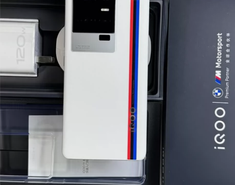 vivo 旗舰iQoo11 16+512G...