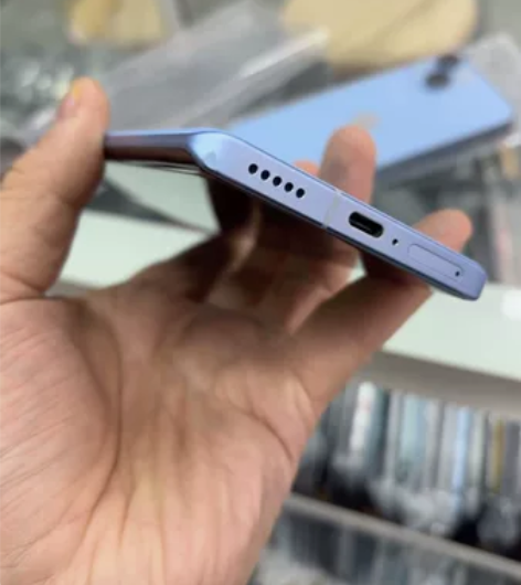 X90  8+256边框有点磕碰，总体可以...