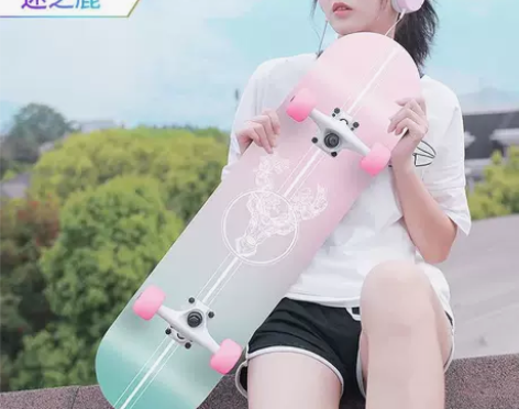 5-18岁四轮双翘板滑板女生初学者滑板车儿...