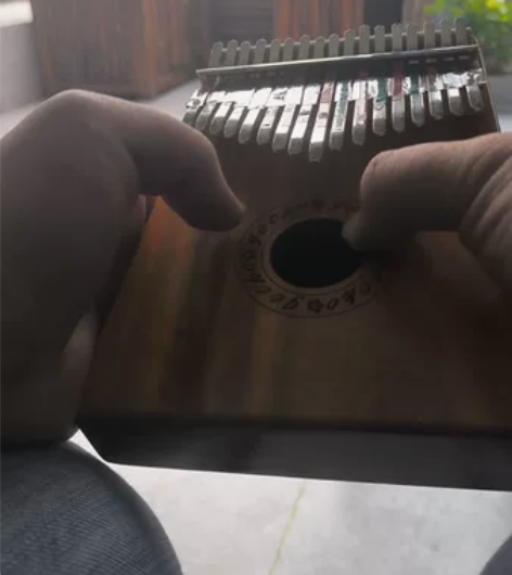 壁虎gecko牌的卡林巴琴，基本全新，因为...