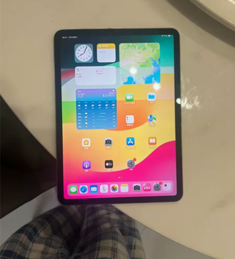 出一台成色挺新的iPadpor 2021十...