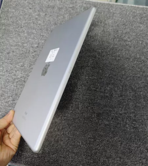 iPad 8,2020款,32G,Wi-F...