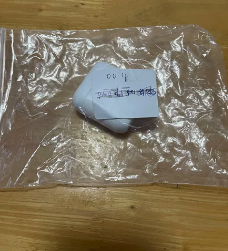 QCY T8s ，蓝牙耳机，仓好，左耳好，...