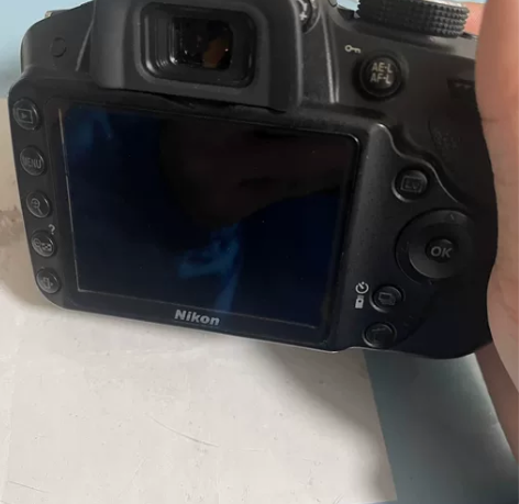 尼康d3200，2400w像素，带无磕碰带...