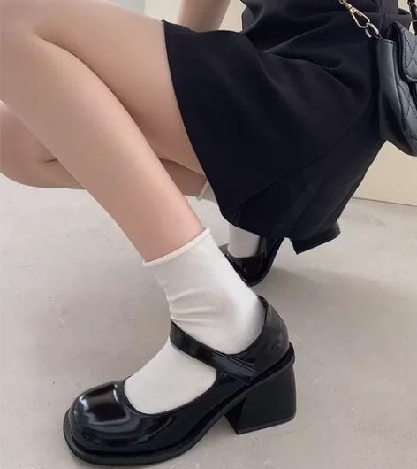 黑色复古粗跟高跟鞋皮鞋女2023年新款秋季...