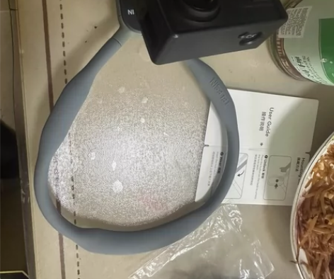 出山狗a8带一块电池 不带脖挂 所有配件齐...