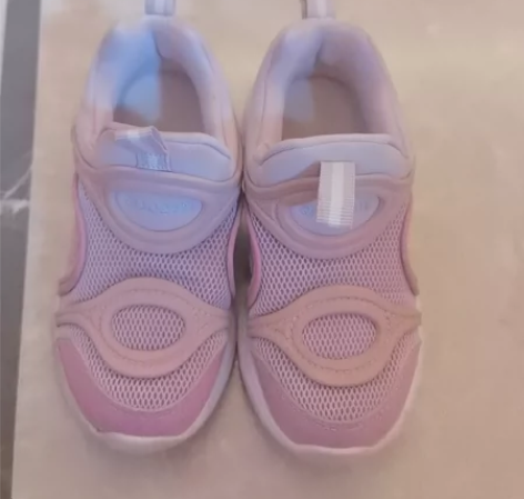 乔丹女童毛毛虫鞋28码，很新，没穿几次 感...