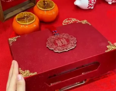 彩礼钱盒子订婚礼金箱结婚现金聘金聘礼盒提亲...