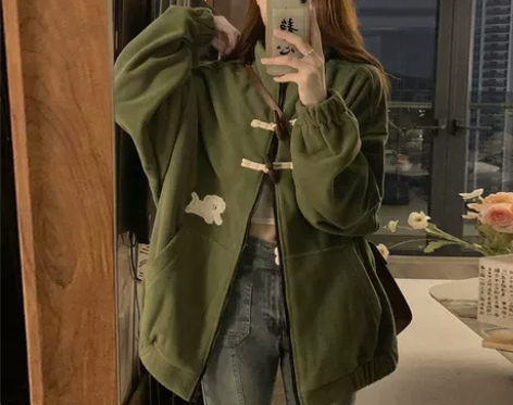春日系复古刺绣外套女