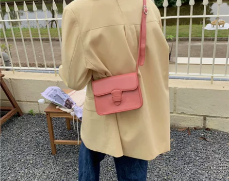 斜挎包少女温柔质感小方包  售出不退不换 ...