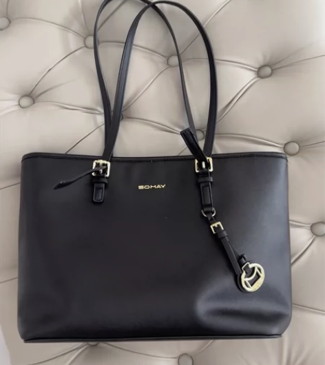 ?黑色托特包，八九成新，适合日常出差等。内...