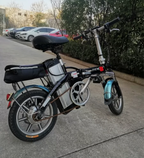 19年正步牌折叠电动自行车 感兴趣的话点“...