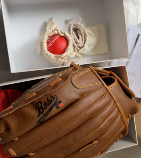 HUGOBOSS 棒球手套 Boss×Ru...