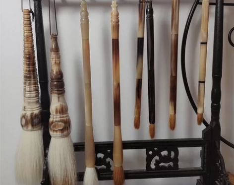 一批牛角杆，驼骨，羊角，蛇纹檀毛笔低价处理...