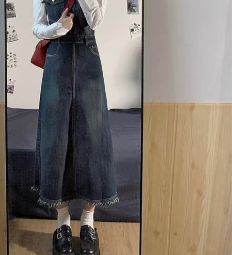 气质毛边牛仔背带裙女秋季2023新款设计感...