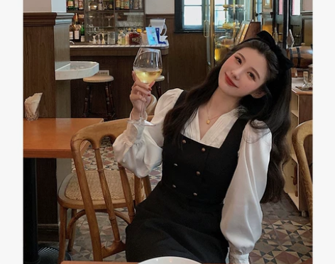 VASSE 黑色双排扣背带裙女2020新款...