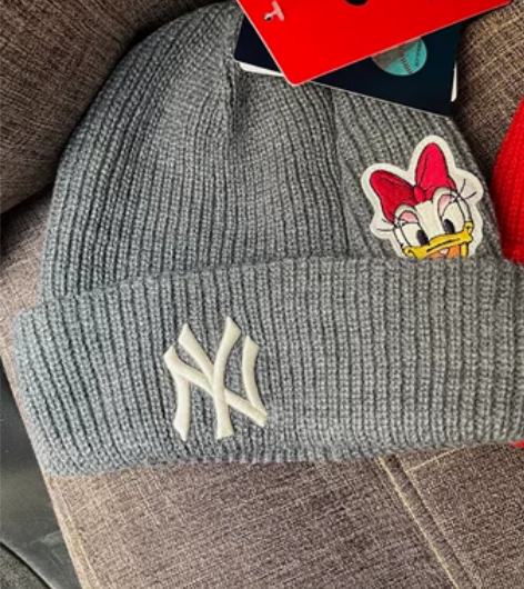 联名款MLB潮帽针织毛线帽，全新吊牌全 感...