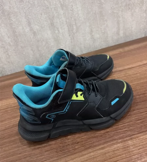 361度男童运动鞋，50米 感兴趣的话点“...