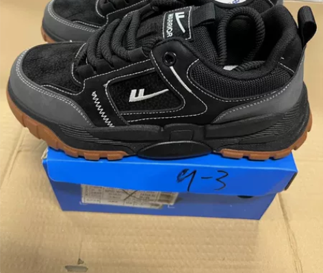 捡漏回力厚底休闲运动男鞋42码全新仅1双鞋...