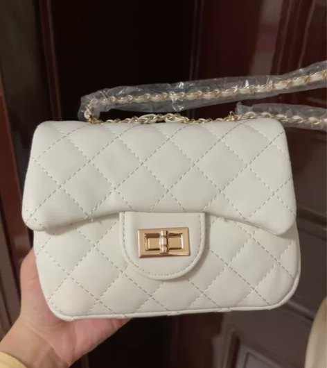 爱依服 ief 链条皮革单肩包 全新未使用...