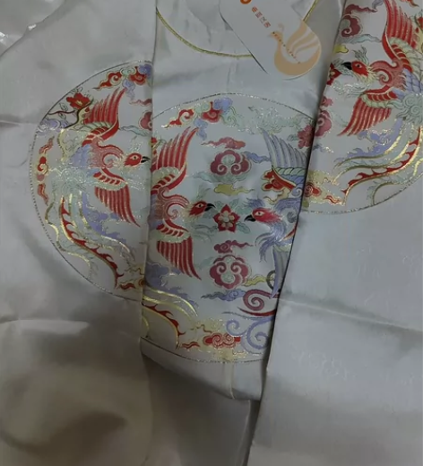 重回汉唐   凤求凰  圆领大襟袄， 吊牌...