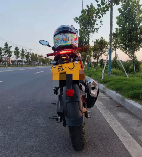 贝纳利小迅龙150 感兴趣的话点“我想要”...